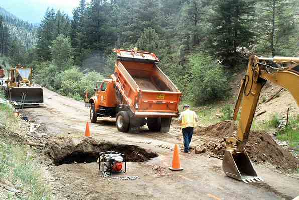 York Gulch sinkhole: full view